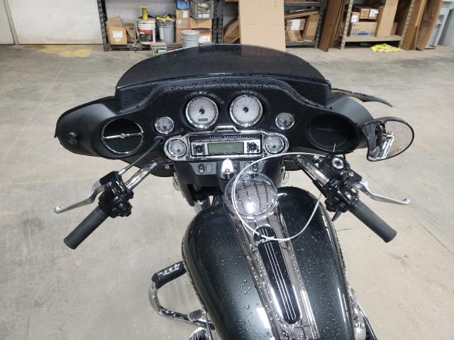 2007 HARLEY-DAVIDSON FLHX 1HD1KB4127Y683021