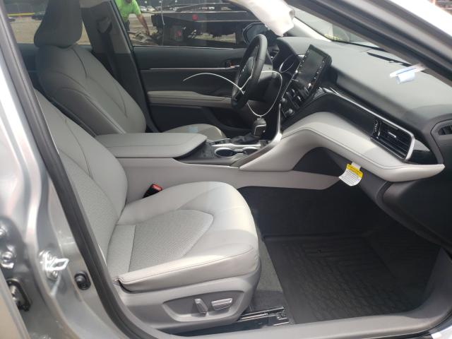 2021 TOYOTA CAMRY XLE 4T1F11AK9MU554970