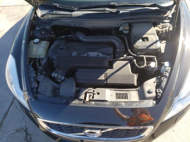 2011 VOLVO C70 T5 YV1672MC5BJ109549