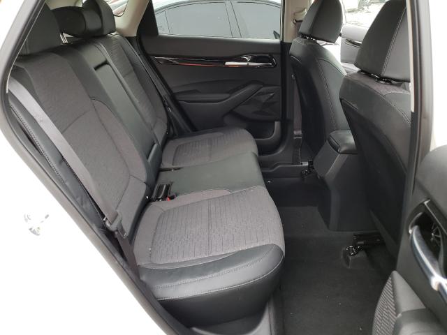 2021 KIA SELTOS S KNDEUCAA2M7098335