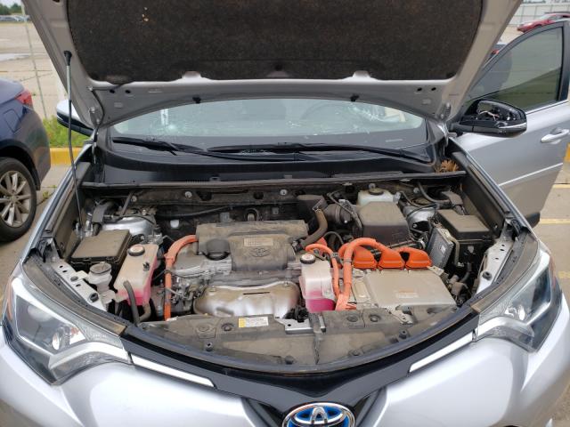 2016 TOYOTA RAV4 HV XL JTMRJREV3GD046812