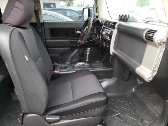 2010 TOYOTA FJ CRUISER JTEZU4BF6AK010263