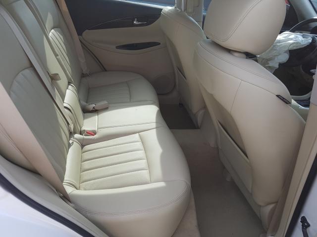 2017 INFINITI QX50 JN1BJ0RR1HM403533