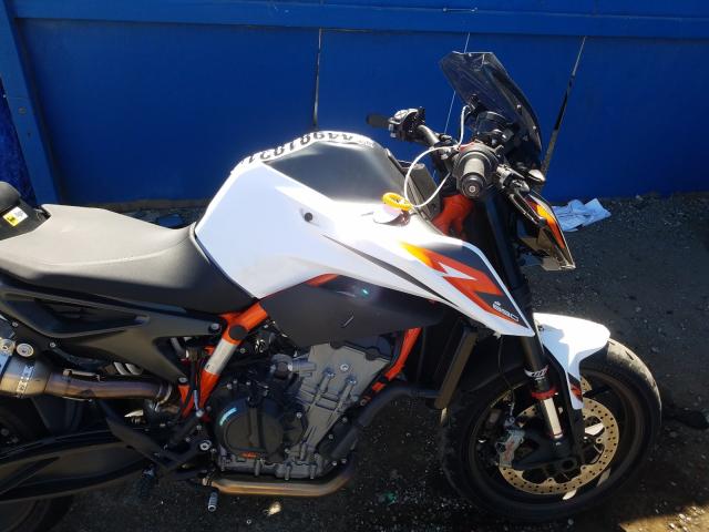 2020 KTM 890 DUKE R VBKTU9401LM800446