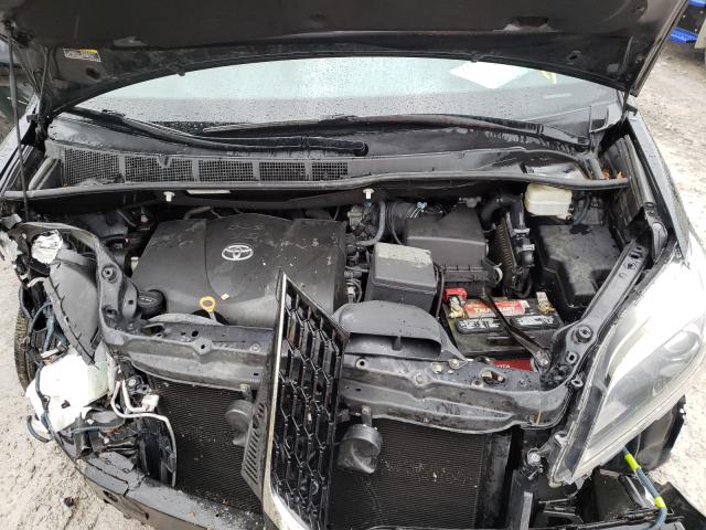 2018 TOYOTA SIENNA SE 5TDXZ3DCXJS951458