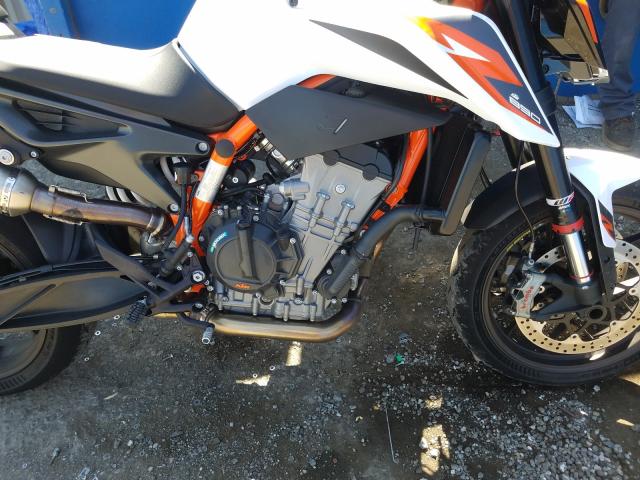 2020 KTM 890 DUKE R VBKTU9401LM800446