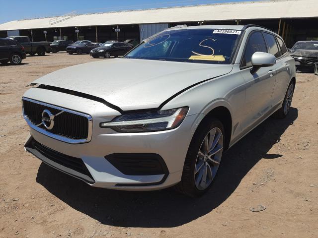 2020 VOLVO V60 T5 MOM YV1102EK2L2353918