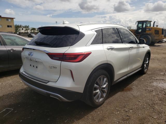 VIN 3PCAJ5M13KF137147 2019 Infiniti QX50, Essential no.4