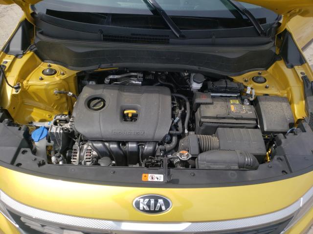 2021 KIA SELTOS S KNDEUCAA8M7167450