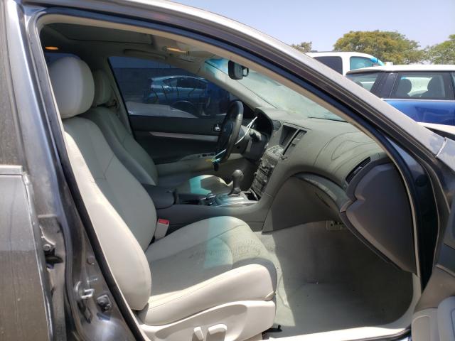 2015 INFINITI Q40 JN1CV6ARXFM650277
