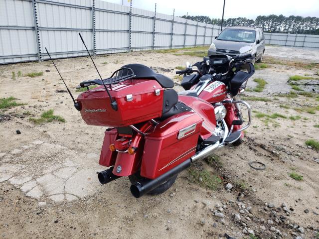 2013 HARLEY-DAVIDSON FLTRU ROAD 1HD1KGM14DB672517