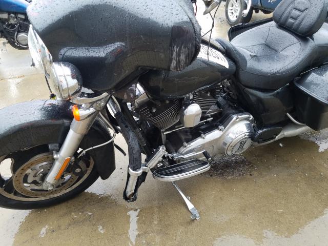 2009 HARLEY-DAVIDSON FLHX 1HD1KB4189Y651676