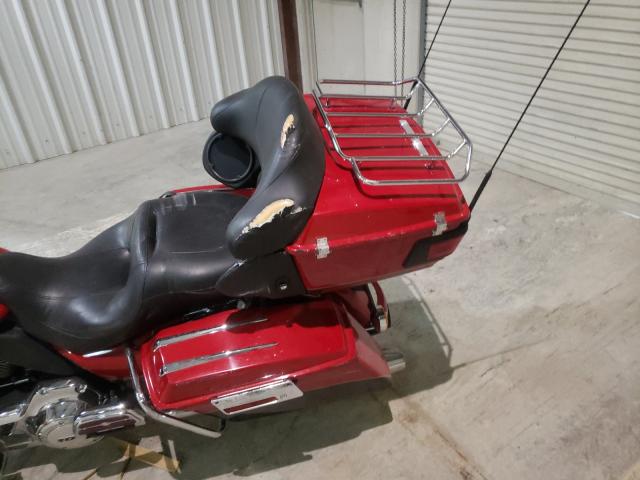 2011 HARLEY-DAVIDSON FLHTK 1HD1KEM18BB628165