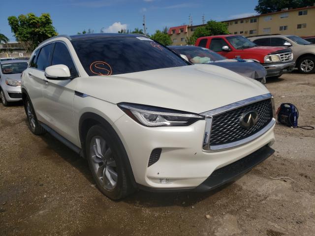 VIN 3PCAJ5M13KF137147 2019 Infiniti QX50, Essential no.1