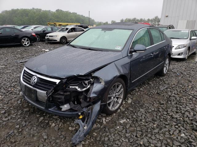 2010 VOLKSWAGEN PASSAT KOM WVWJM7AN7AE071888