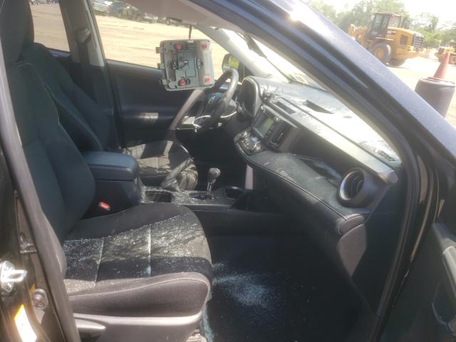 2018 TOYOTA RAV4 HV LE JTMRJREV7JD213194