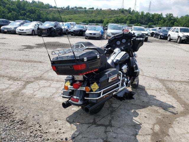 2013 HARLEY-DAVIDSON FLHTCU ULT 1HD1FCM10DB651581