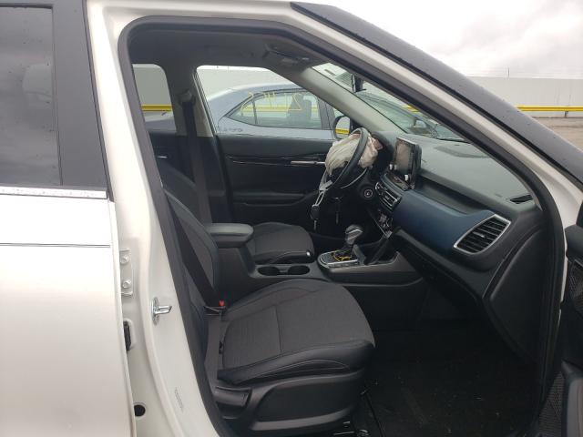 2021 KIA SELTOS S KNDEUCAA9M7041047