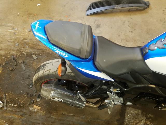 2015 SUZUKI GSX-S750 JS1GR7NA7F2100859