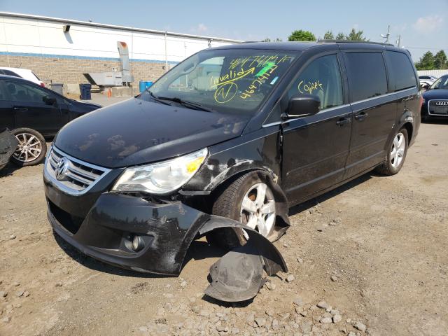 2011 VOLKSWAGEN ROUTAN SEL 2V4RW5DG8BR643110