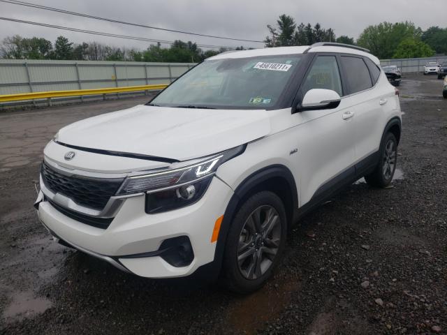 2021 KIA SELTOS S KNDEUCAA9M7041047