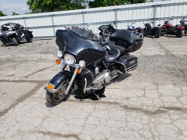 2013 HARLEY-DAVIDSON FLHTCU ULT 1HD1FCM10DB651581