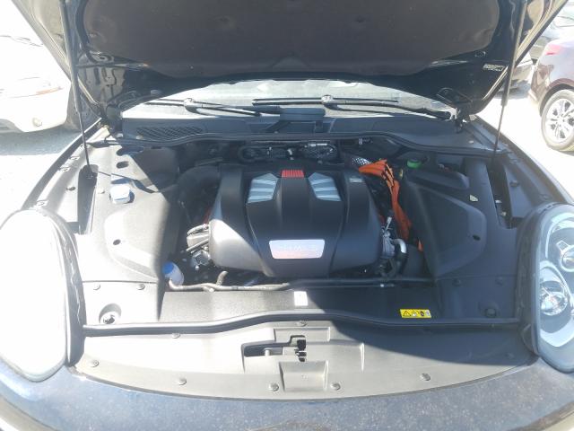 2017 PORSCHE CAYENNE SE WP1AE2A21HLA76515