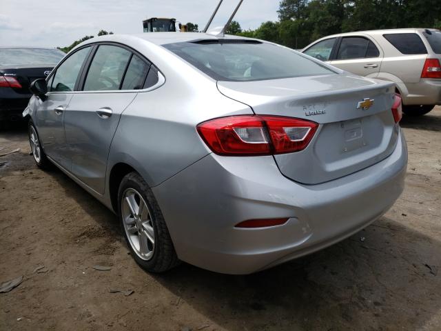 2018 Chevrolet Cruze - Image 3