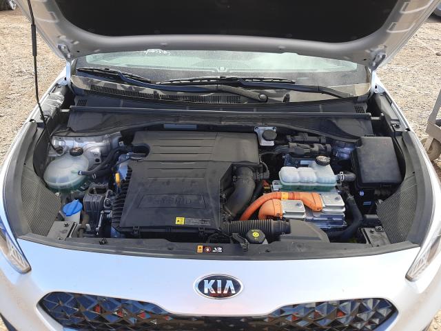 2020 KIA NIRO LX KNDCB3LC6L5396974