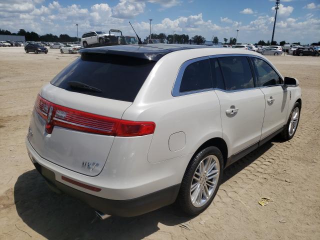 2019 LINCOLN MKT 2LMHJ5AT2KBL01313