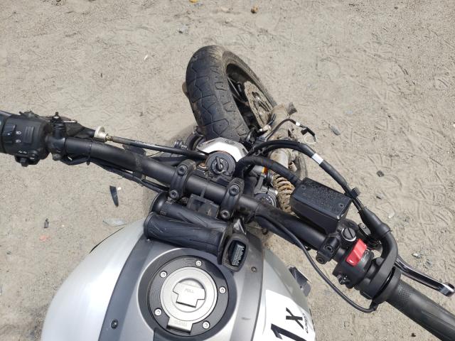 2018 YAMAHA XSR700 JYARM21E8JA000210