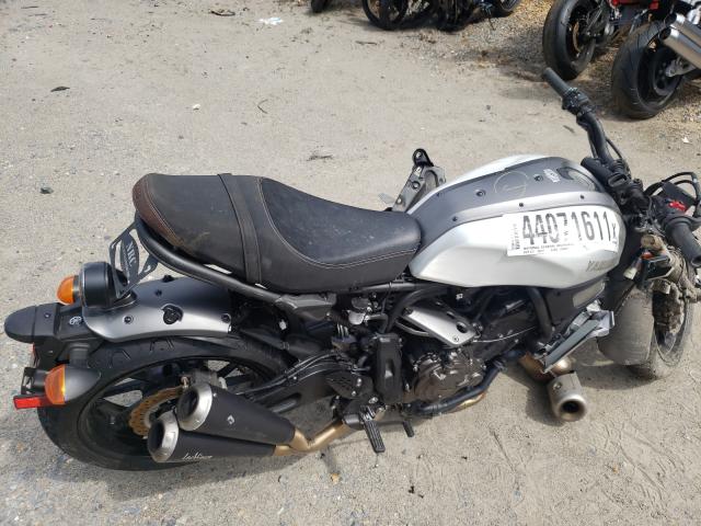 2018 YAMAHA XSR700 JYARM21E8JA000210