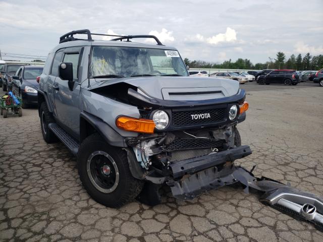 Toyota FJ Cruiser 2013