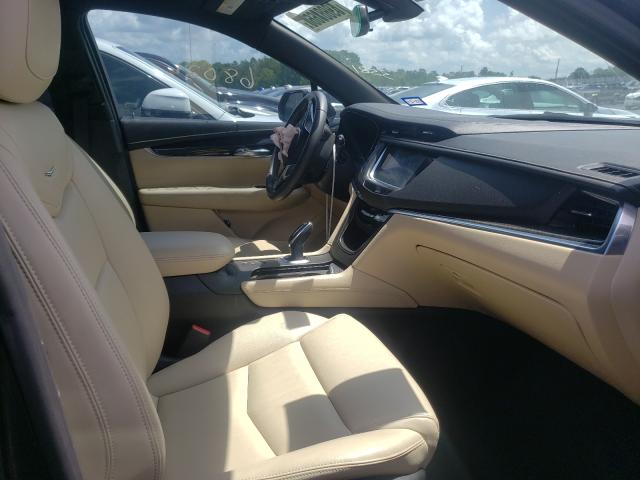 2018 CADILLAC XT5 1GYKNARS8JZ145895