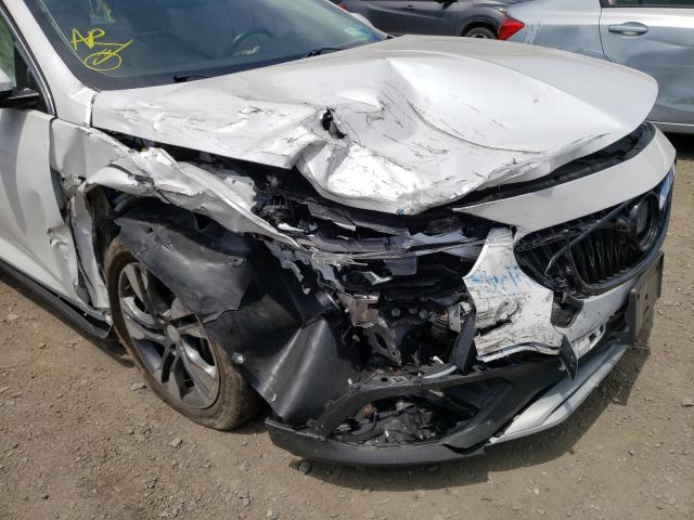 2018 BUICK REGAL TOUR W04GV8SXXJ1072161