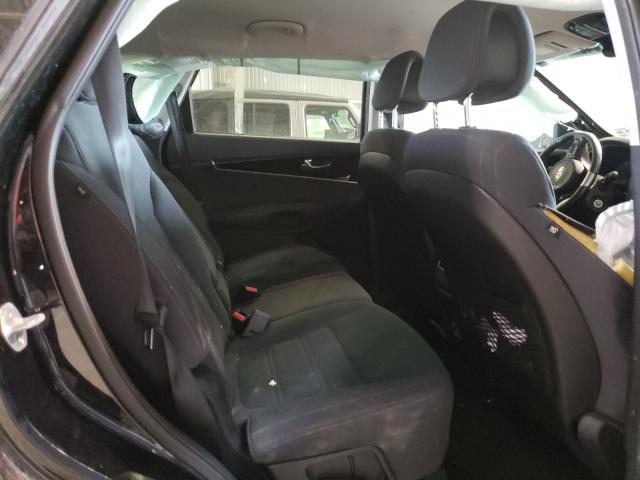 5XYPG4A38GG047548 KIA SORENTO LX