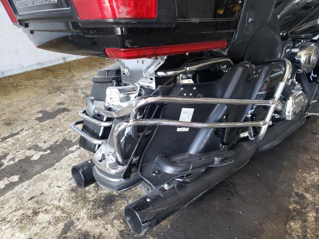 2007 HARLEY-DAVIDSON FLHC 1HD1FC4127Y709157