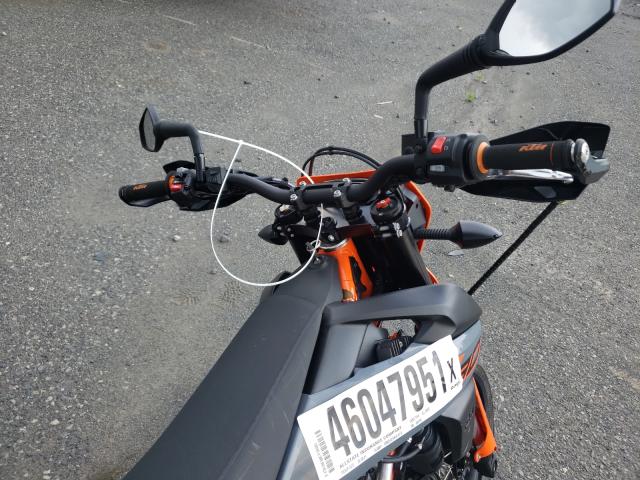 2021 KTM 690 SMC R VBKLSV402MM709105