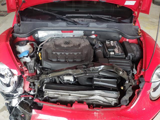 2018 VOLKSWAGEN BEETLE S 3VWFD7AT9JM717010