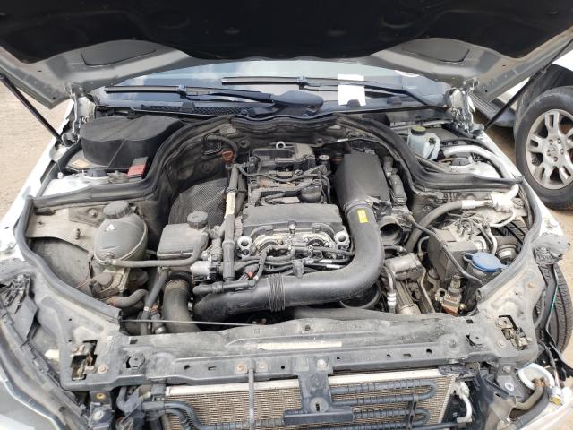 2013 MERCEDES-BENZ C250 WDDGJ4HB9DG046048