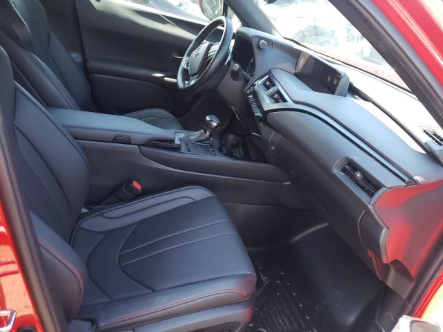 2019 LEXUS UX 200 JTHY3JBH4K2003539
