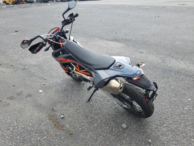 2021 KTM 690 SMC R VBKLSV402MM709105
