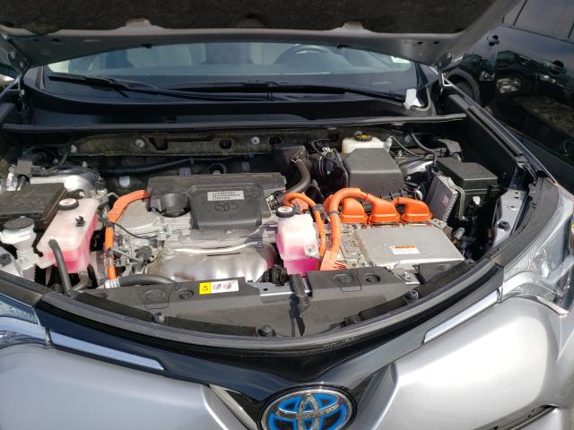 2017 TOYOTA RAV4 HV LE JTMRJREV3HD078970