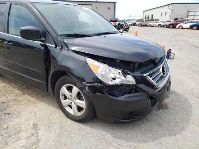 2010 VOLKSWAGEN ROUTAN SEL 2V4RW5DX7AR280216