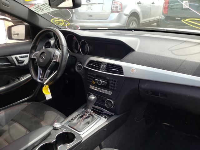 2013 MERCEDES-BENZ C250 WDDGJ4HB9DG046048