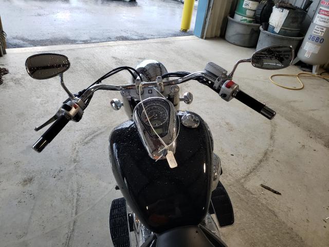 2015 SUZUKI VL800 JS1VS55A3F2100681