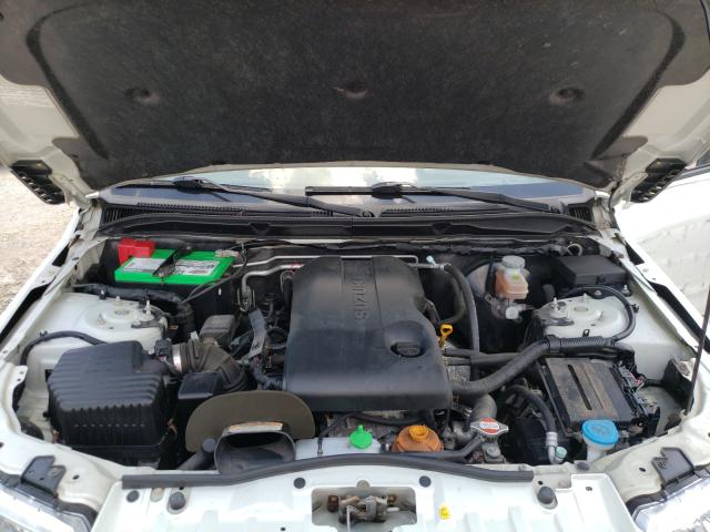 2011 SUZUKI GRAND VITA JS3TD0D71B4100291