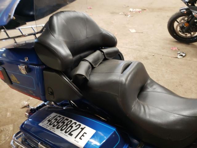 2009 HARLEY-DAVIDSON FLHTCU 1HD1FC4109Y607536