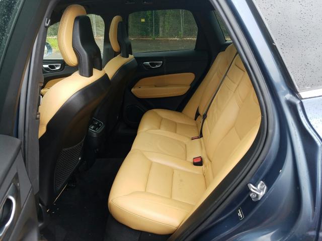 2018 VOLVO XC60 T6 IN YV4A22RL1J1076794