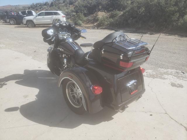 2011 HARLEY-DAVIDSON FLHTCUTG 1HD1MAM17BB851915